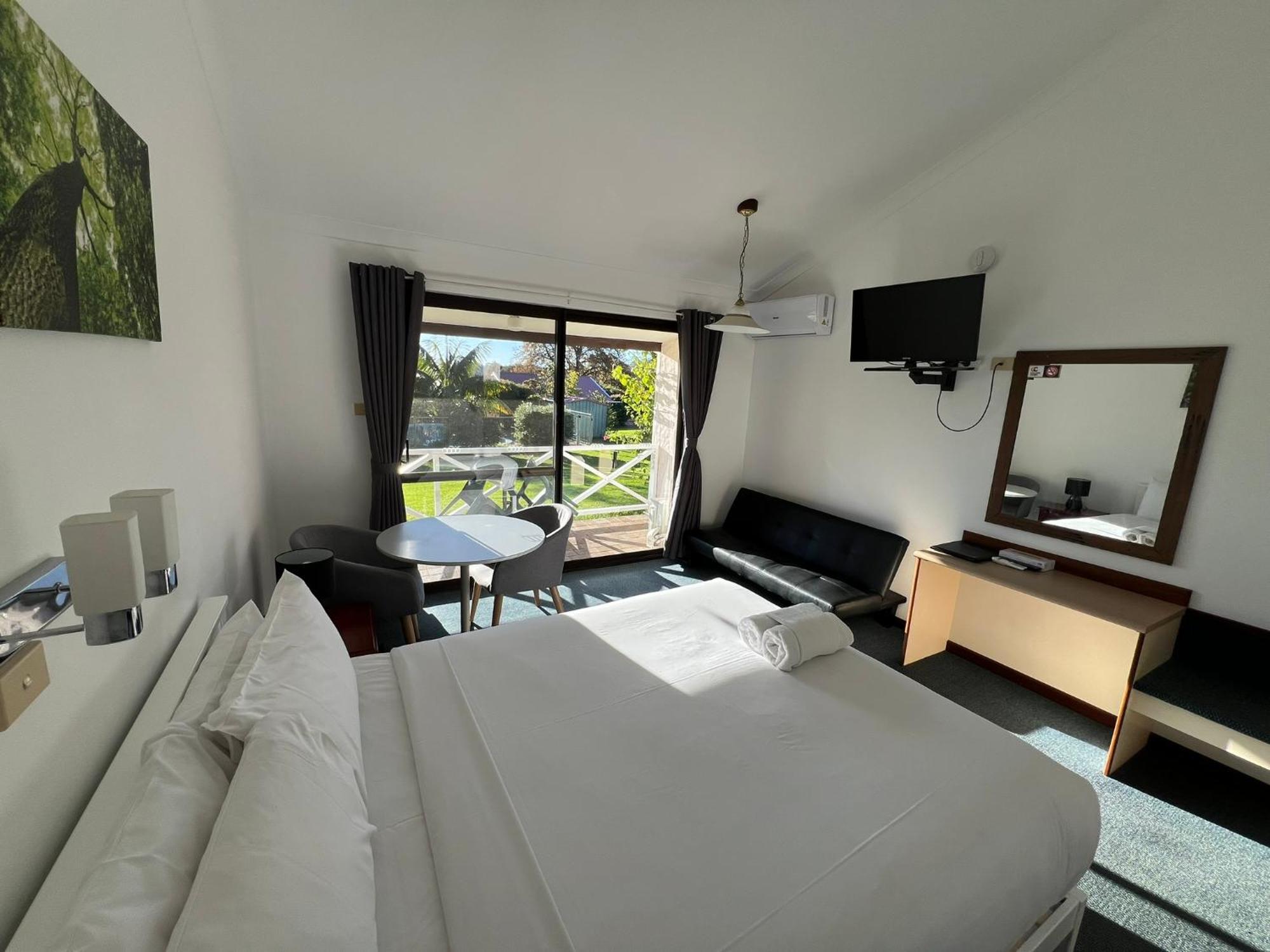 Karri Forest Motel Pemberton Dış mekan fotoğraf