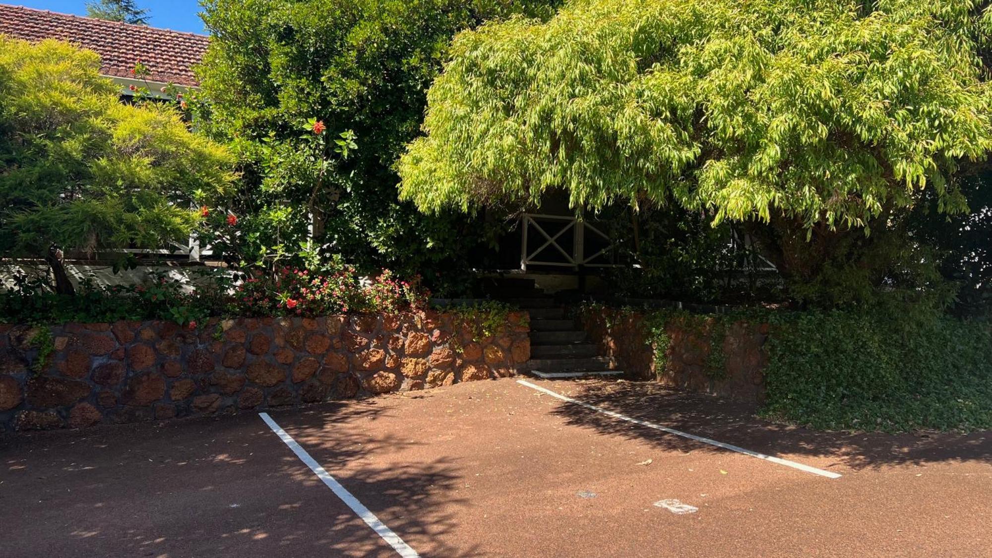 Karri Forest Motel Pemberton Dış mekan fotoğraf