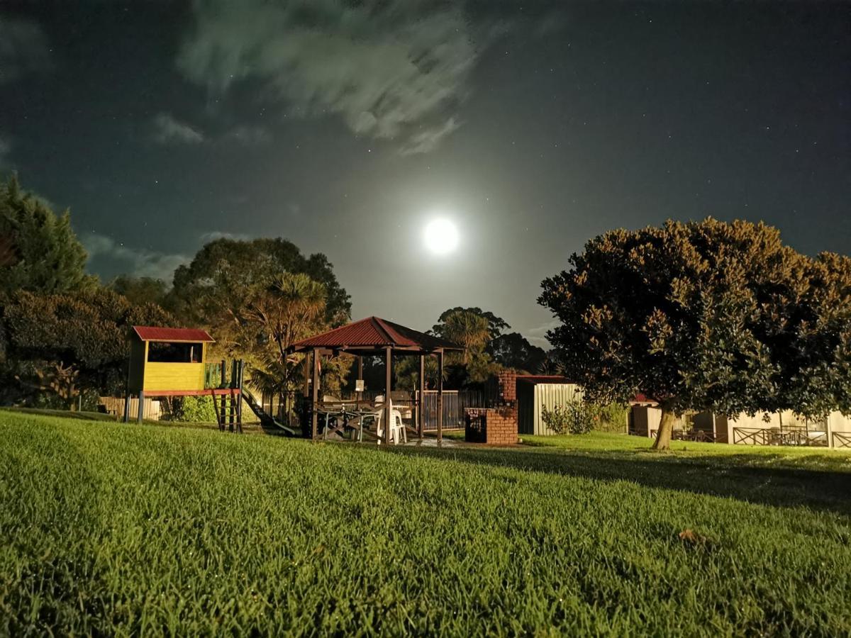 Karri Forest Motel Pemberton Dış mekan fotoğraf